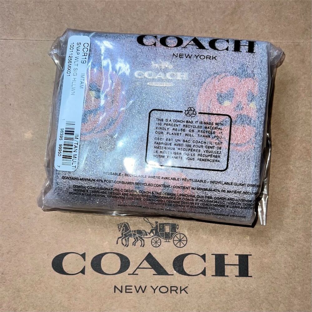 COACH Snap Wallet w Pumpkin Print CCR19 Signature Canvas Halloween 2025 NWT